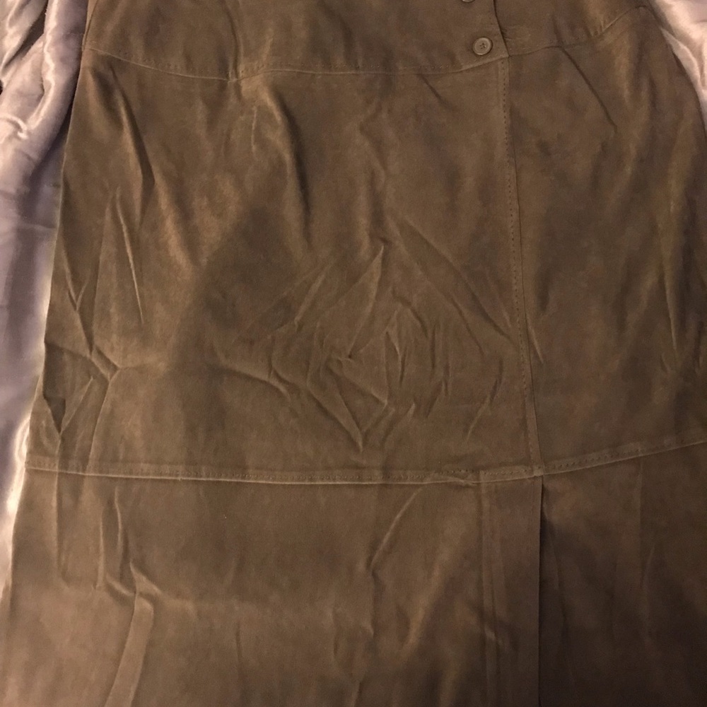 Faux suede pea green skirt, 31 in., casual, work, plus size 22W more like 18/20